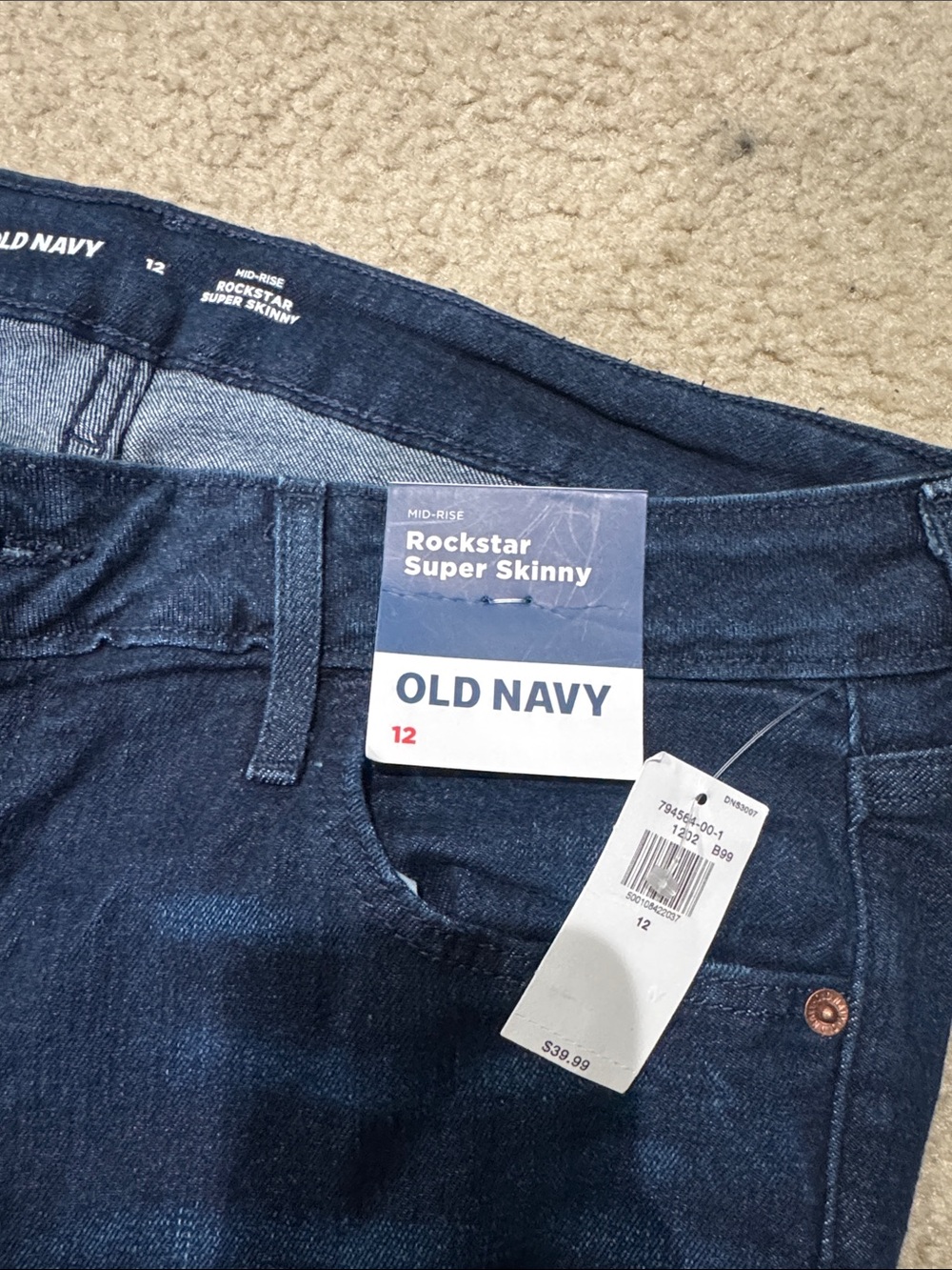 Old Navy Rockstar Super Skinny Jeans in Dark Blue Wash